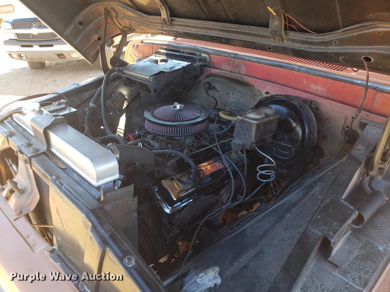 image for item DF3368 1966 GMC pickup truck