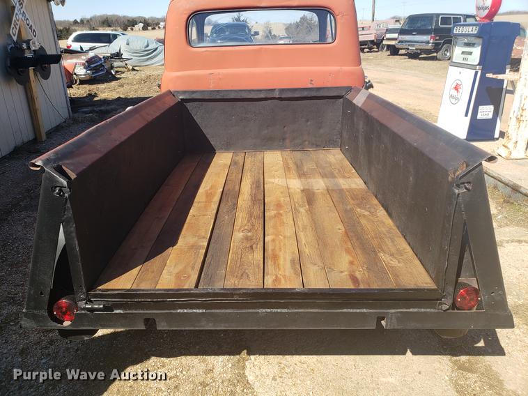 image for item DF3369 1952 Ford pickup truck