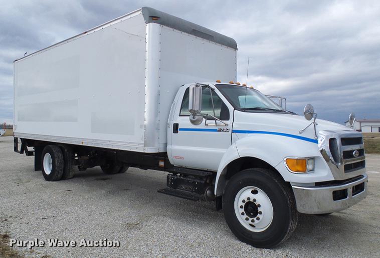 image for item DF7150 2012 Ford F750 Super Duty box truck