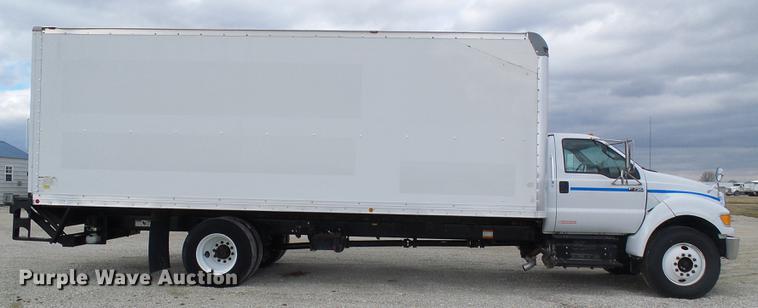 image for item DF7150 2012 Ford F750 Super Duty box truck