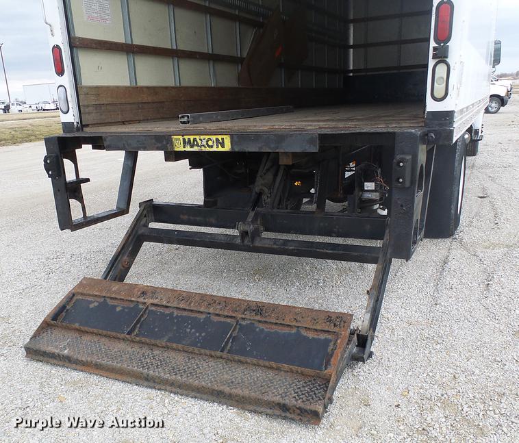 image for item DF7150 2012 Ford F750 Super Duty box truck