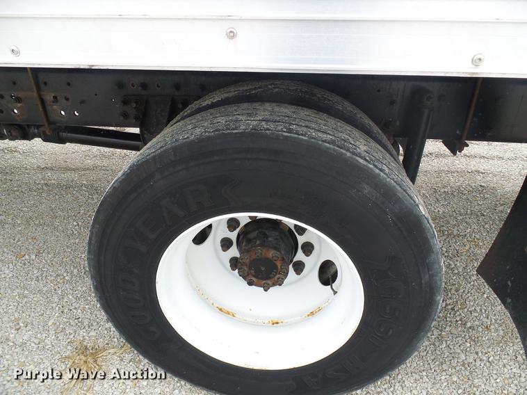 image for item DF7150 2012 Ford F750 Super Duty box truck