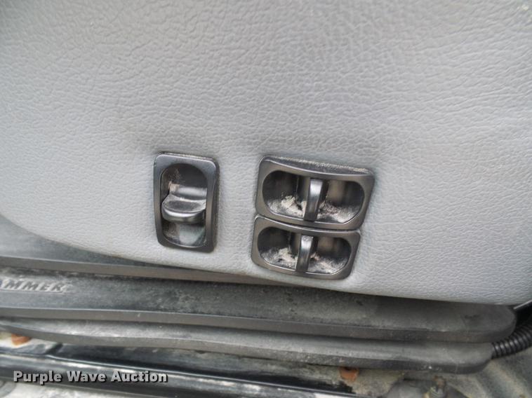 image for item DF7150 2012 Ford F750 Super Duty box truck