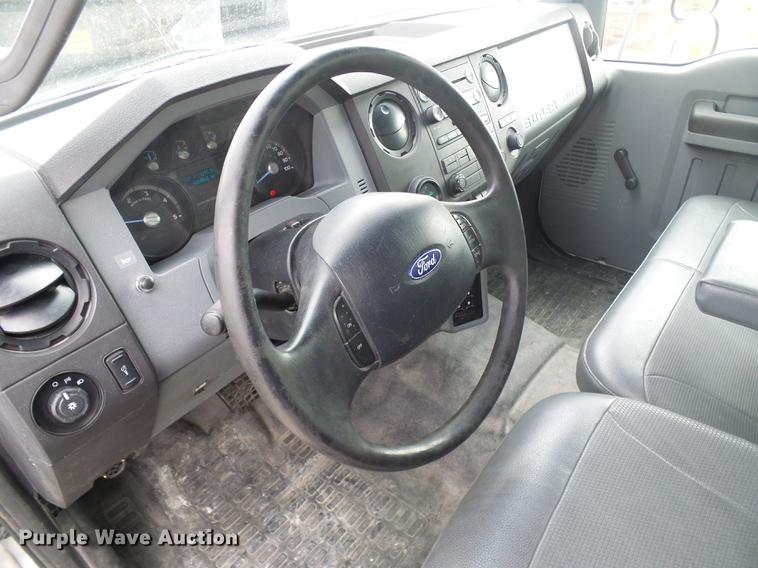 image for item DF7150 2012 Ford F750 Super Duty box truck