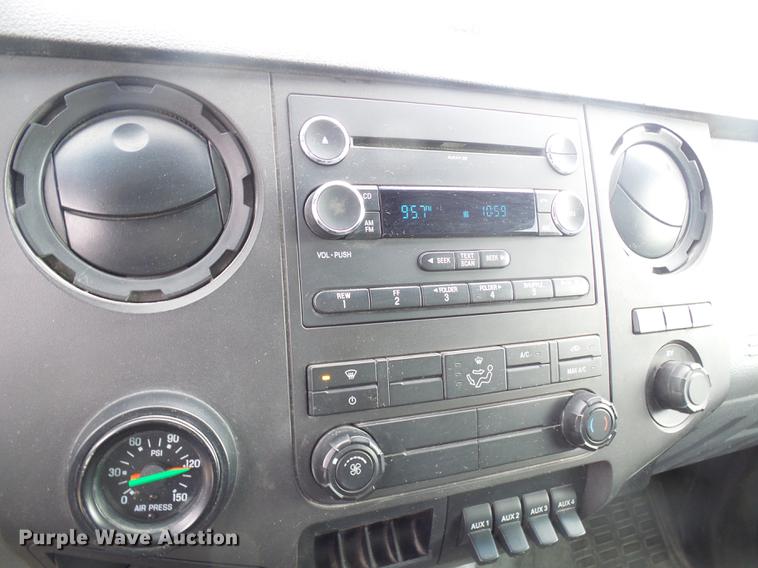 image for item DF7150 2012 Ford F750 Super Duty box truck