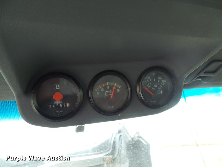 image for item DF7150 2012 Ford F750 Super Duty box truck