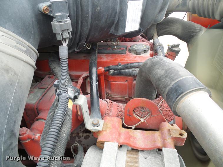 image for item DF7150 2012 Ford F750 Super Duty box truck