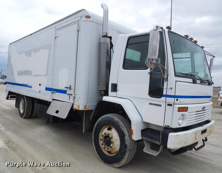 image for item DF7153 2007 Sterling SC8000 box truck