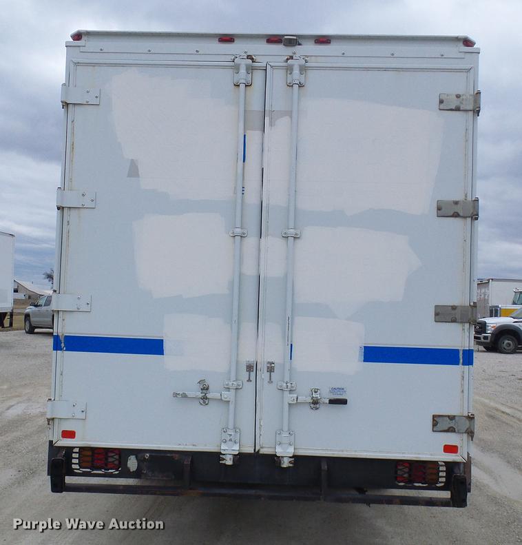image for item DF7153 2007 Sterling SC8000 box truck