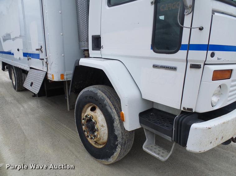 image for item DF7153 2007 Sterling SC8000 box truck