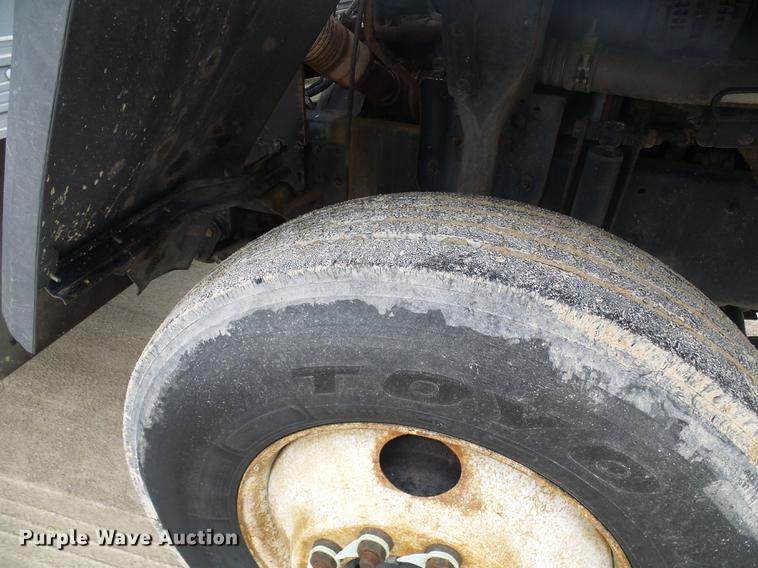 image for item DF7153 2007 Sterling SC8000 box truck