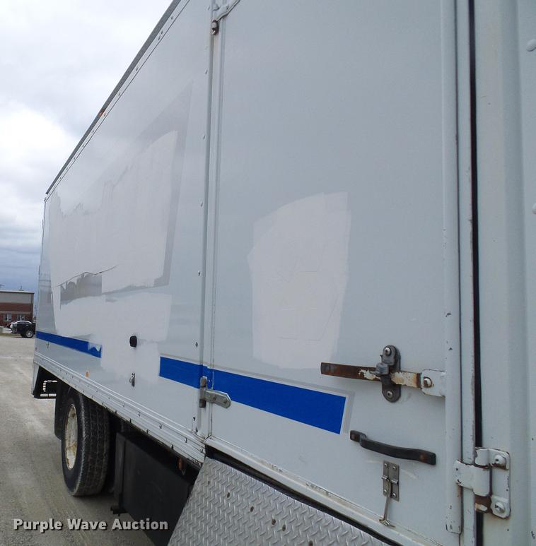 image for item DF7153 2007 Sterling SC8000 box truck