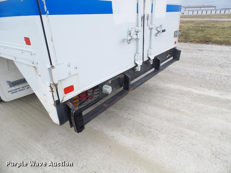 image for item DF7153 2007 Sterling SC8000 box truck