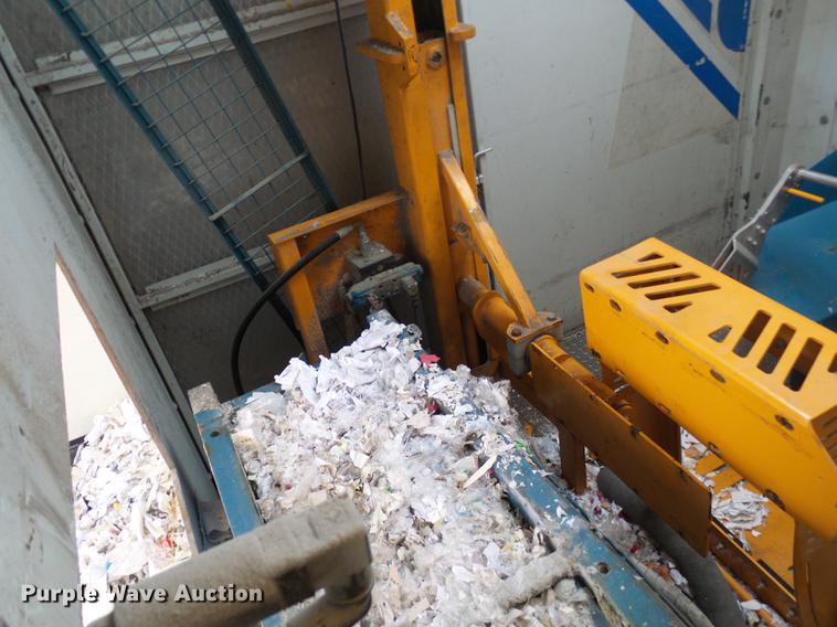 image for item DF7153 2007 Sterling SC8000 box truck