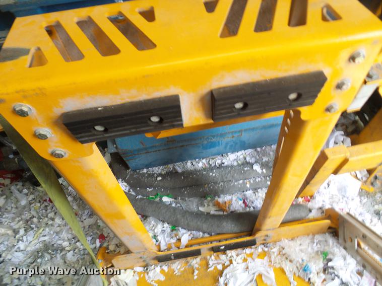 image for item DF7153 2007 Sterling SC8000 box truck