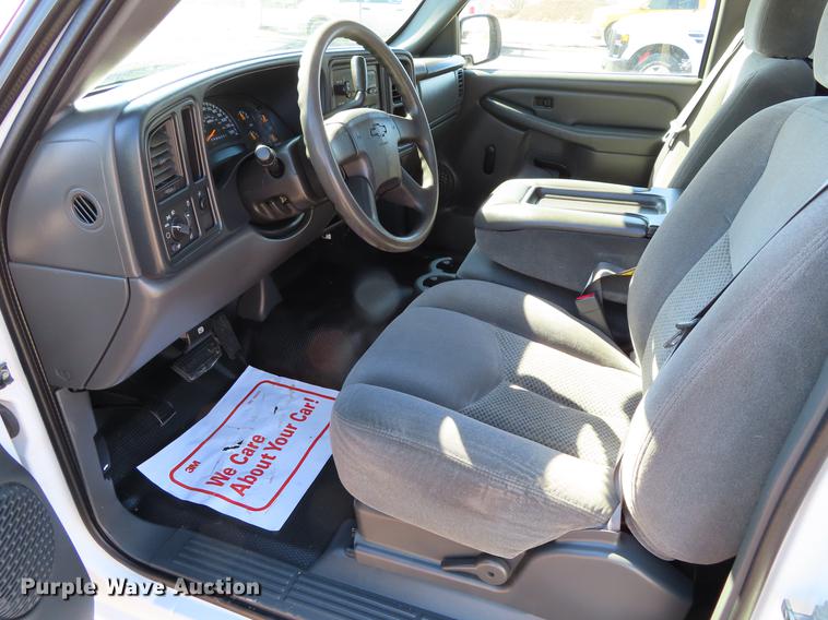 image for item DF7611 2007 Chevrolet Silverado 1500 pickup truck