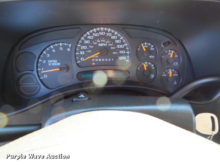 image for item DF7611 2007 Chevrolet Silverado 1500 pickup truck