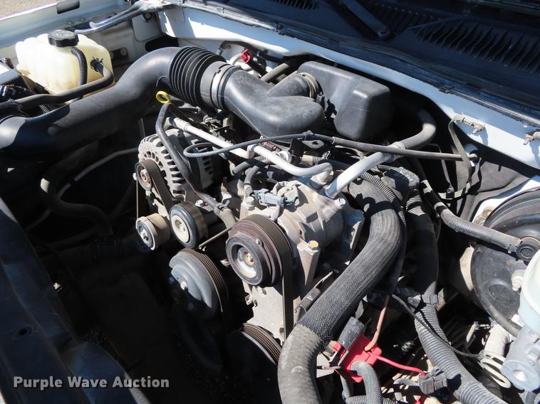 image for item DF7611 2007 Chevrolet Silverado 1500 pickup truck