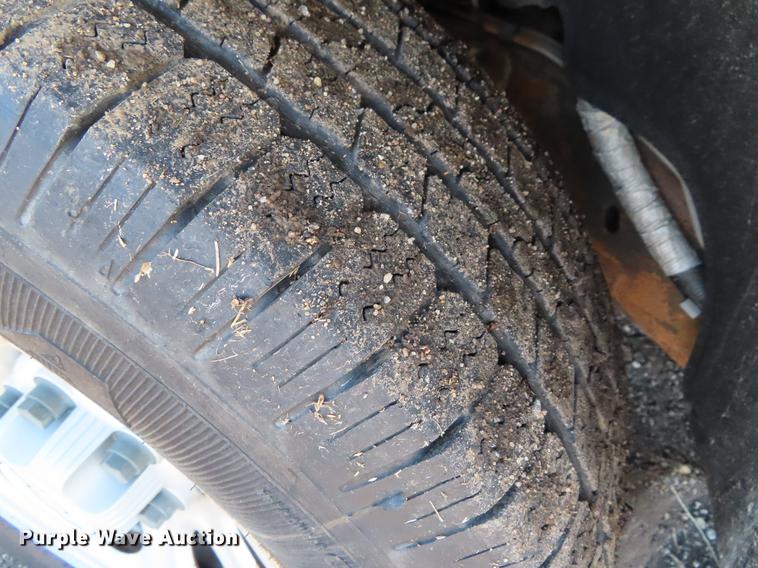 image for item DF7611 2007 Chevrolet Silverado 1500 pickup truck