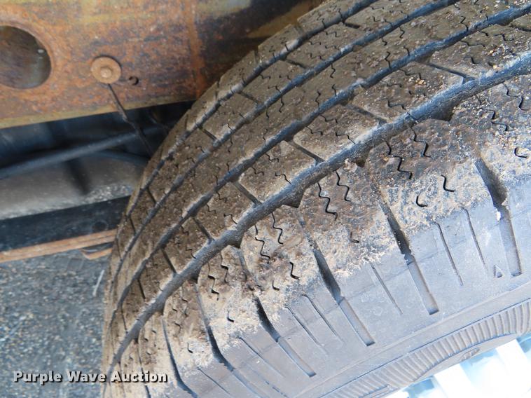 image for item DF7611 2007 Chevrolet Silverado 1500 pickup truck