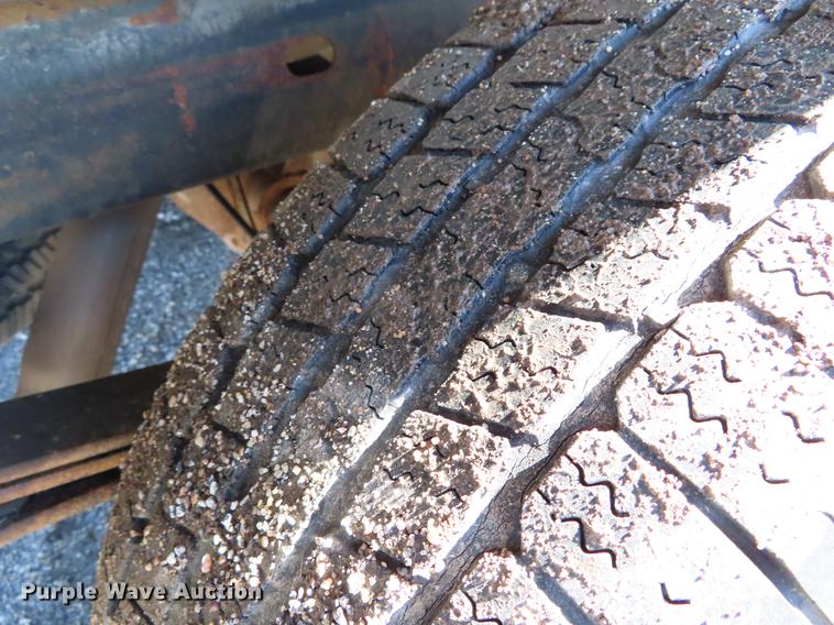 image for item DF7611 2007 Chevrolet Silverado 1500 pickup truck