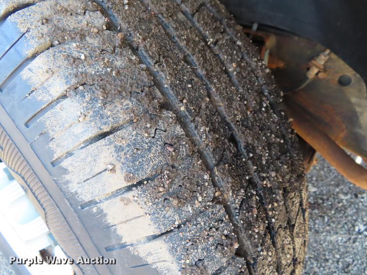 image for item DF7611 2007 Chevrolet Silverado 1500 pickup truck