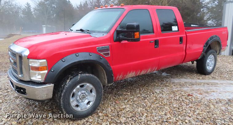 image for item DF7671 2008 Ford F350 Super Duty Crew Cab pickup truck