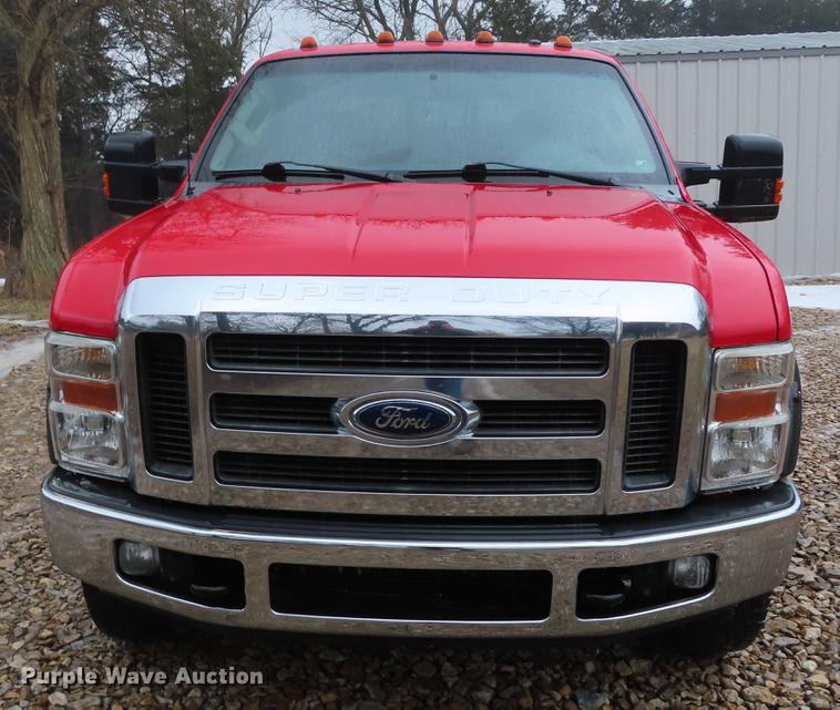 image for item DF7671 2008 Ford F350 Super Duty Crew Cab pickup truck