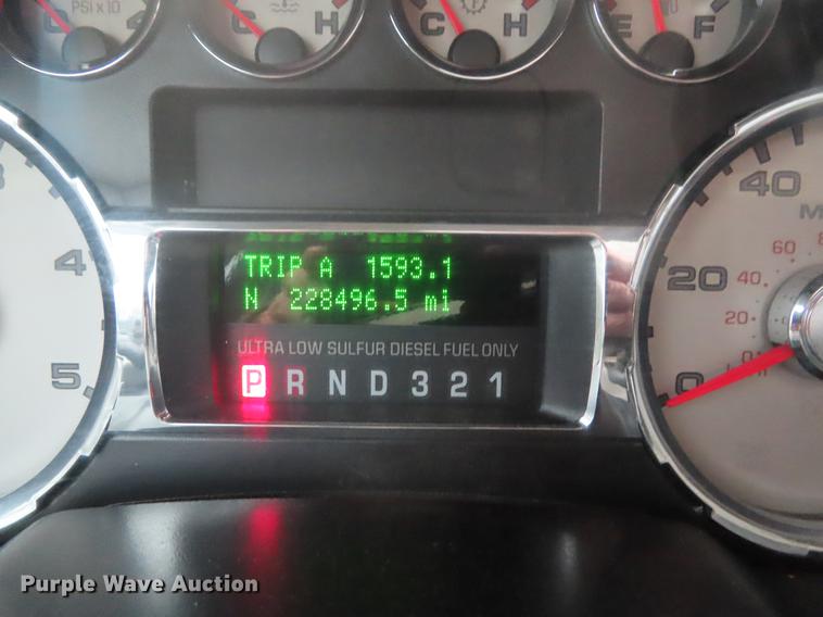 image for item DF7671 2008 Ford F350 Super Duty Crew Cab pickup truck