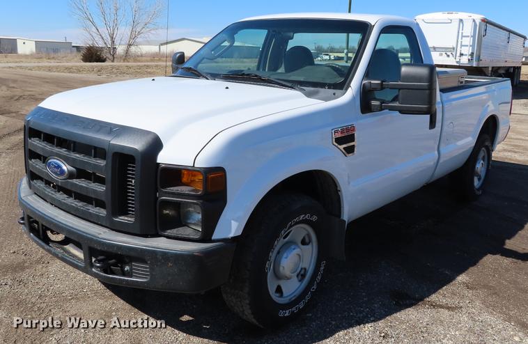 image for item DF7673 2008 Ford F250 Super Duty pickup truck