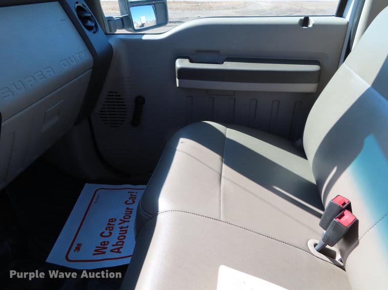 image for item DF7673 2008 Ford F250 Super Duty pickup truck