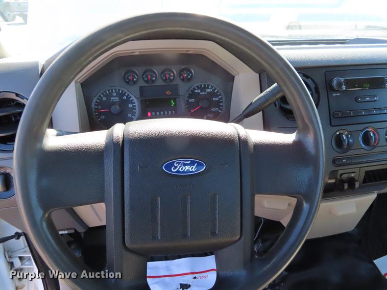 image for item DF7673 2008 Ford F250 Super Duty pickup truck