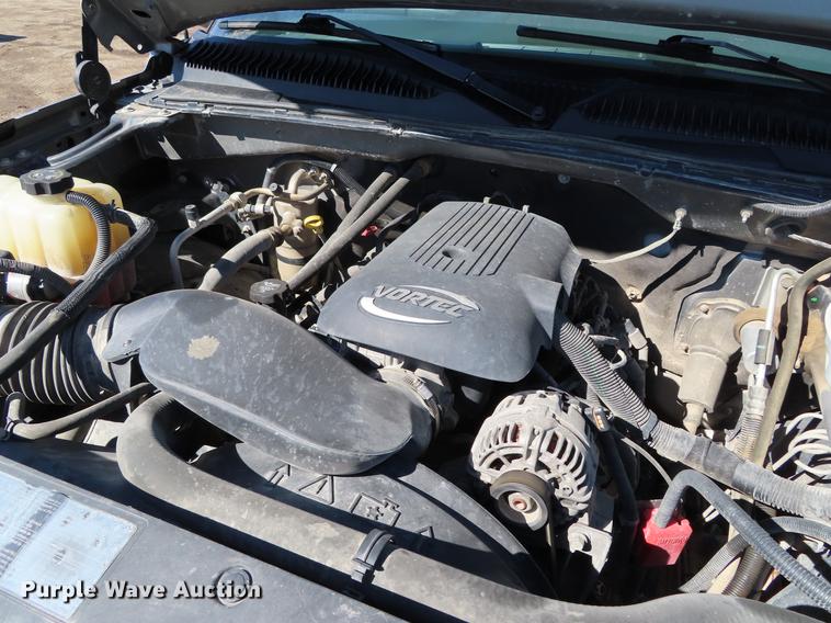 image for item DF7676 2006 Chevrolet Silverado 2500HD Crew Cab pickup truck