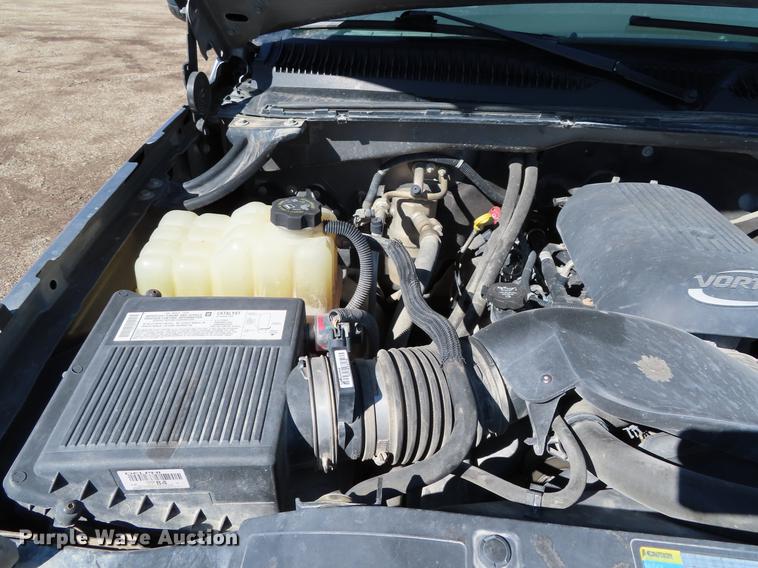 image for item DF7676 2006 Chevrolet Silverado 2500HD Crew Cab pickup truck