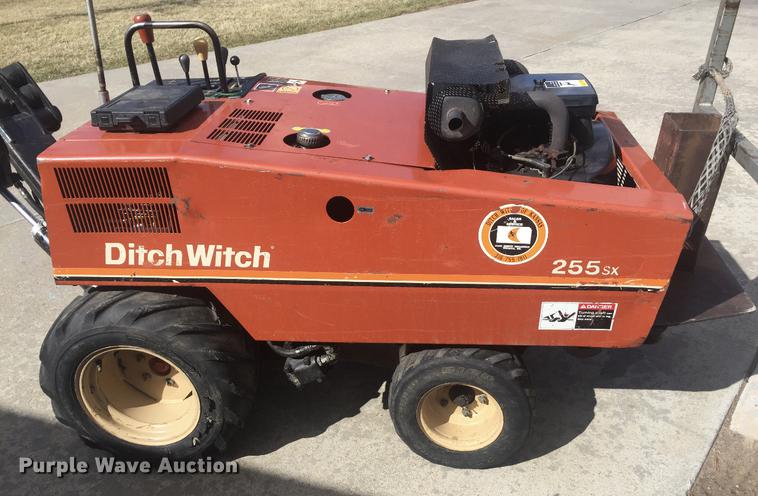 image for item DF8775 Ditch Witch 255SX vibratory cable plow