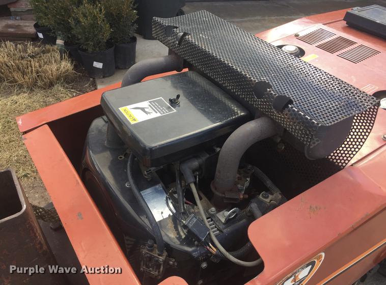 image for item DF8775 Ditch Witch 255SX vibratory cable plow