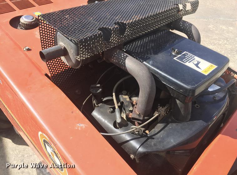 image for item DF8775 Ditch Witch 255SX vibratory cable plow