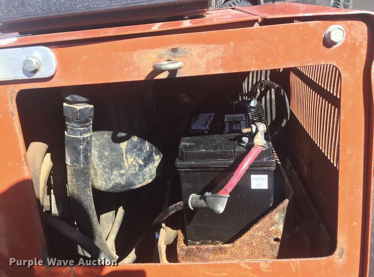 image for item DF8775 Ditch Witch 255SX vibratory cable plow