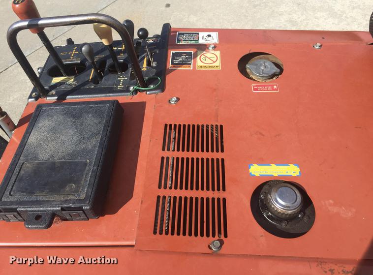 image for item DF8775 Ditch Witch 255SX vibratory cable plow