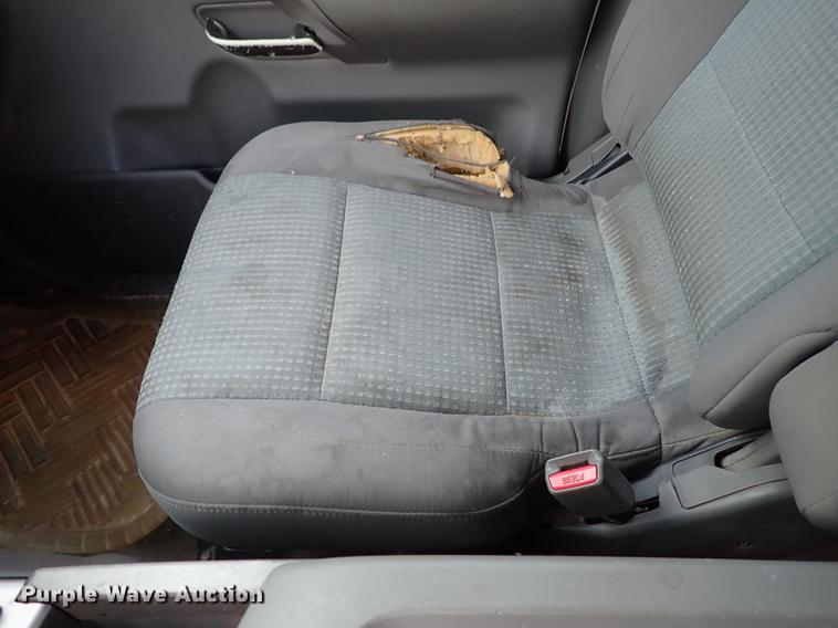 image for item DF8796 2006 Nissan Titan Crew Cab pickup truck