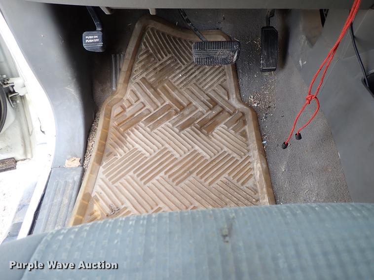 image for item DF8796 2006 Nissan Titan Crew Cab pickup truck