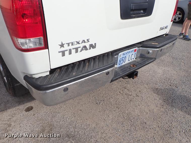 image for item DF8796 2006 Nissan Titan Crew Cab pickup truck
