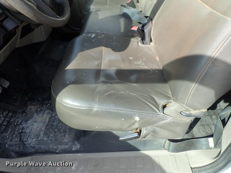 image for item DF8798 2010 Ford F350 Super Duty Crew Cab pickup truck