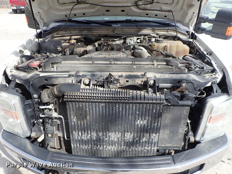 image for item DF8798 2010 Ford F350 Super Duty Crew Cab pickup truck