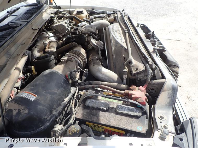 image for item DF8798 2010 Ford F350 Super Duty Crew Cab pickup truck