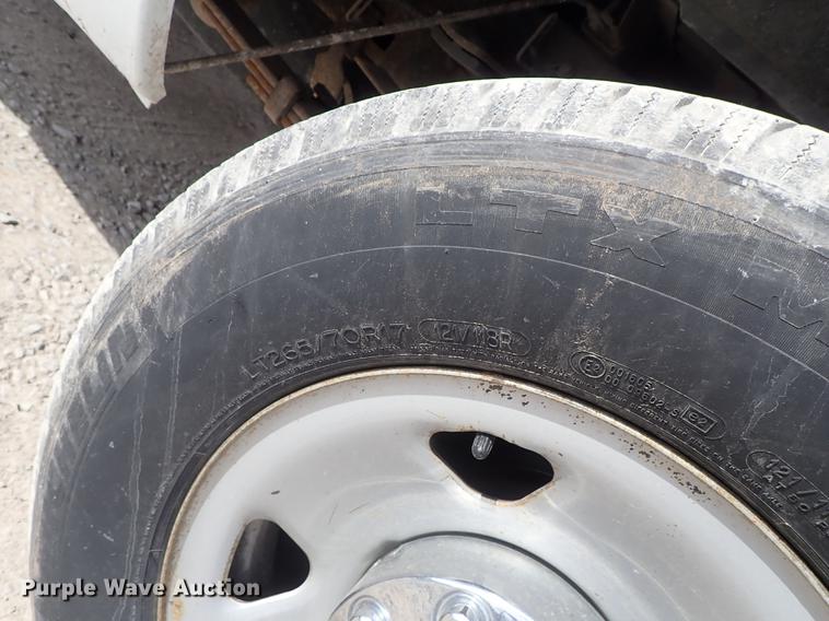 image for item DF8798 2010 Ford F350 Super Duty Crew Cab pickup truck