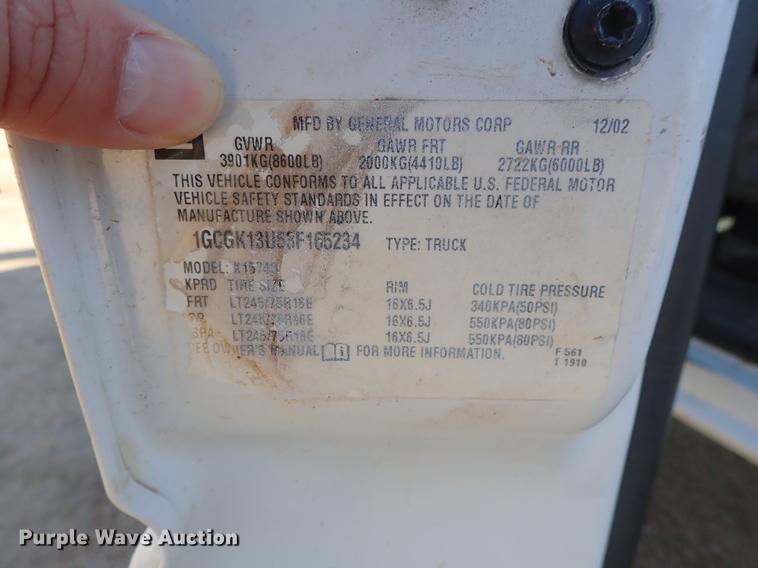 image for item DF8802 2003 Chevrolet Silverado 1500HD Crew Cab pickup truck