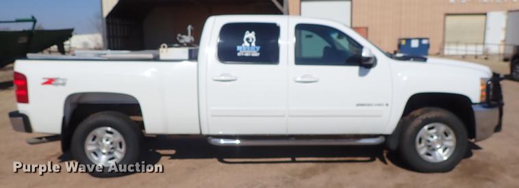 image for item DF8805 2007 Chevrolet Silverado 2500HD Z71 Crew Cab pickup truck