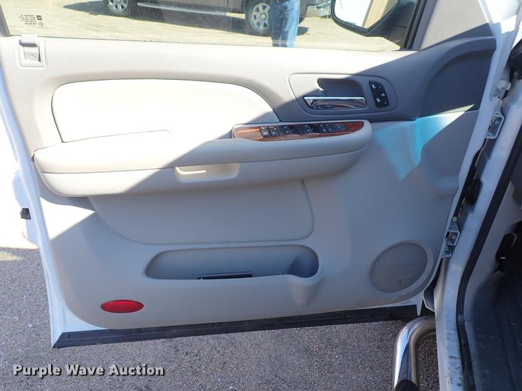 image for item DF8805 2007 Chevrolet Silverado 2500HD Z71 Crew Cab pickup truck