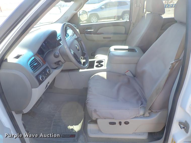 image for item DF8805 2007 Chevrolet Silverado 2500HD Z71 Crew Cab pickup truck